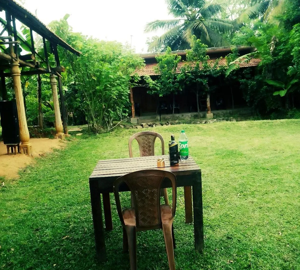 Bed & Breakfast Sigiri Wild Lake Dambulla